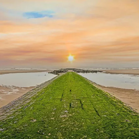 With Sea-view *